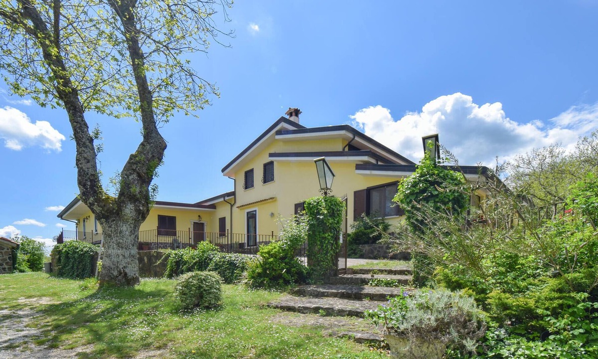 Roccamonfina Apartment | Awesome apartment in Roccamonfina