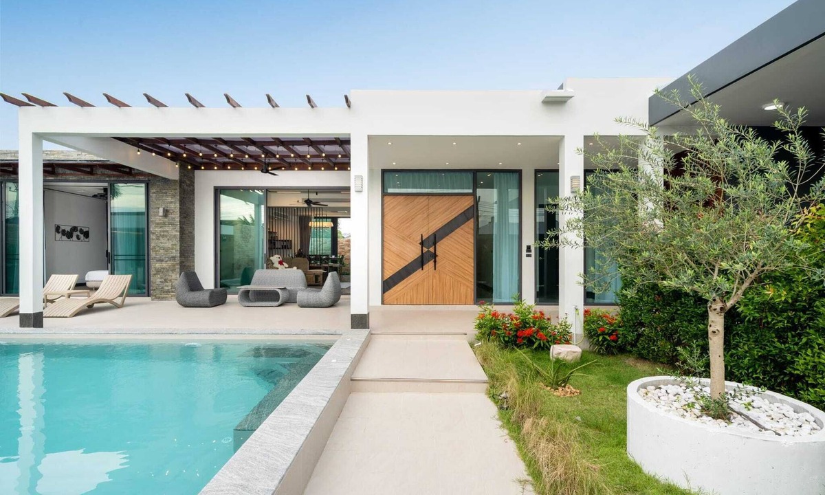 Bang Tao Villa | Baan Don 3 BR Pool Villa near Layan