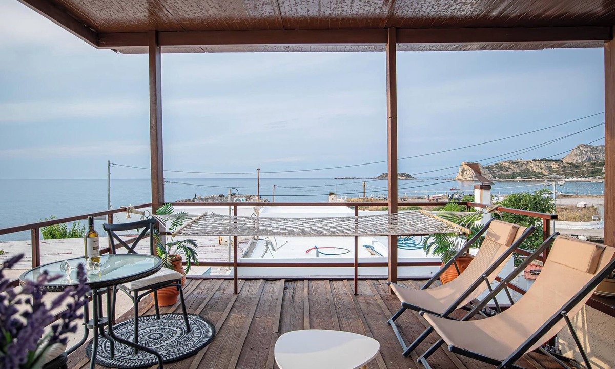 Stegna Apartment | Barbara's Apartment Sea View