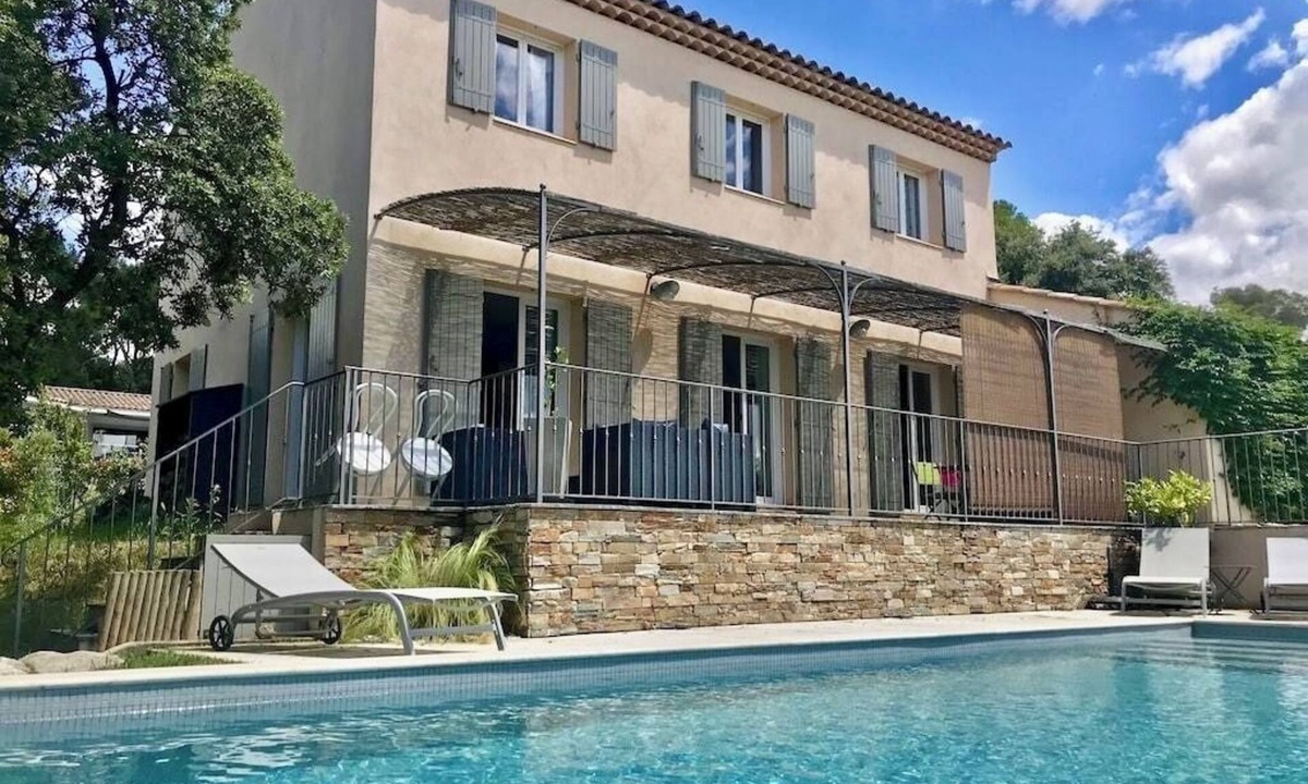 Pourrieres House | Bastide provençale & swimming pool, near Ste-Victoire