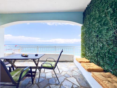 Egira House | Beachfront summer house