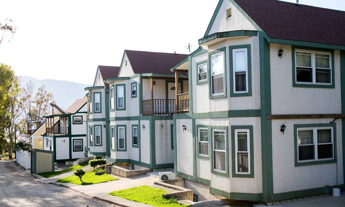 Paliki Villa | Beautiful Villas in a Picturesque Setting with Mountain and Sea Views