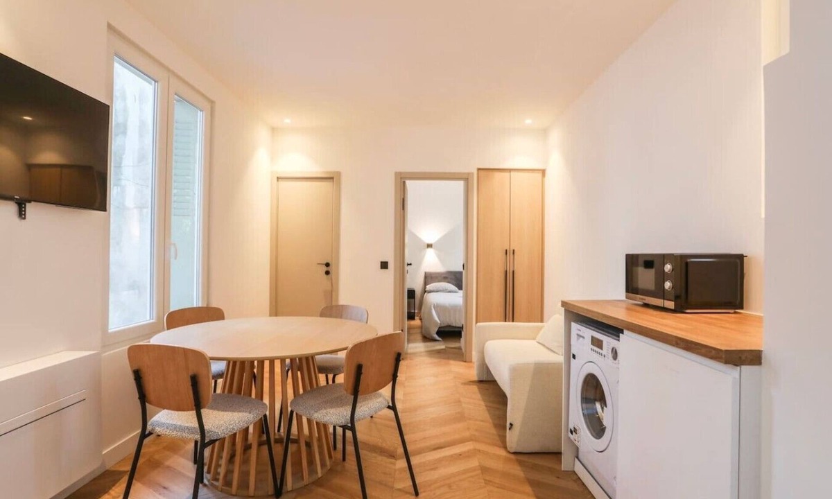 Moliere - Edgard Quinet Apartment | Beautiful 2-room apartment - Parc de la Tête d'Or