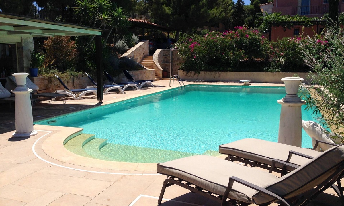 Lavreotiki Villa | Beautiful Private Villa In Sounio