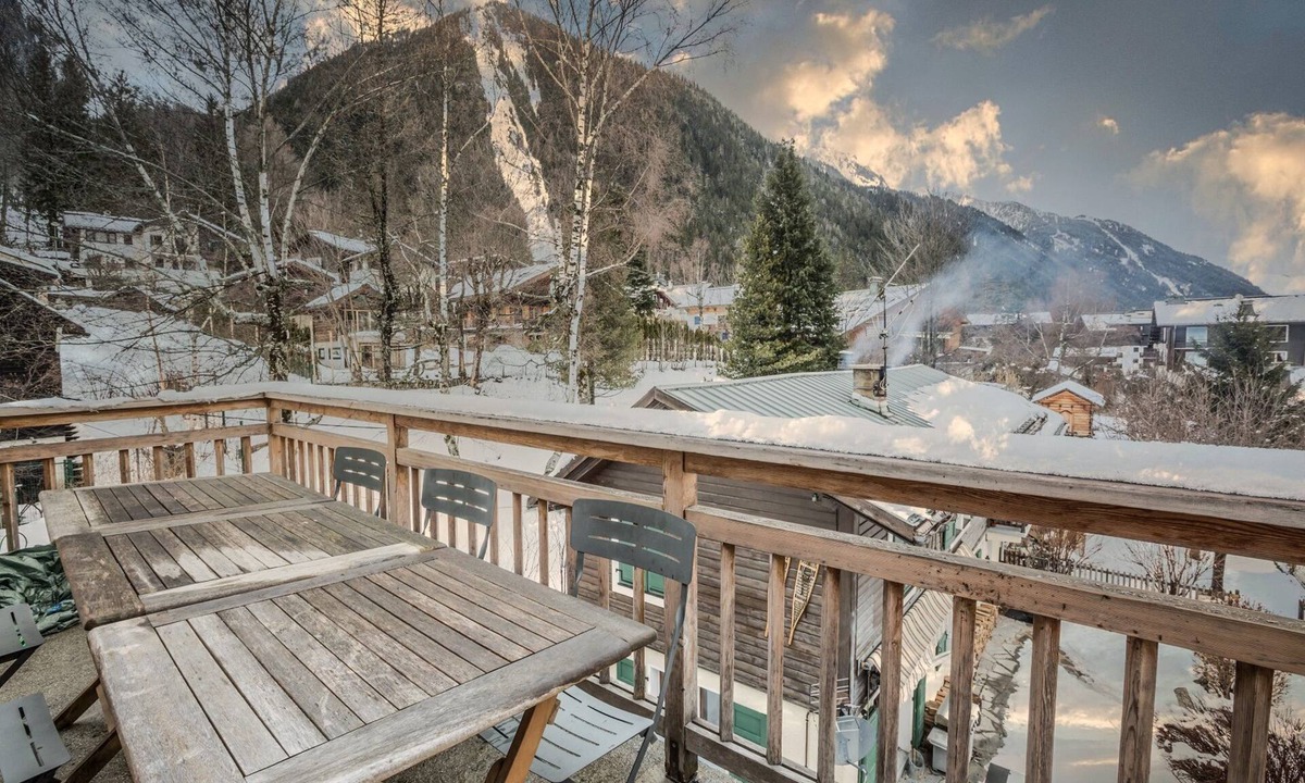 Chamonix City Centre Apartment | Beautiful top floor renovation, at the foot of Brevent hill.