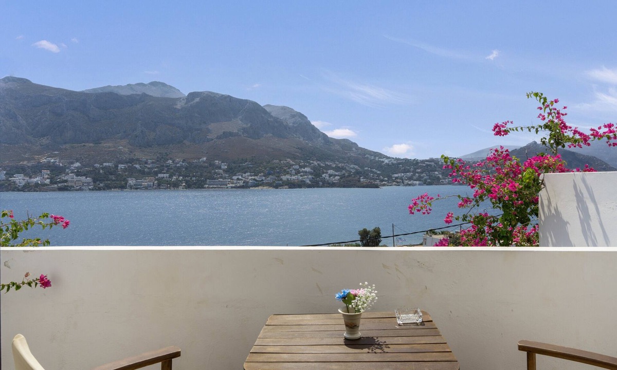 Telendos Bed & Breakfast | Bed and Breakfast 'Studio No 4' with Sea View, Wi-Fi, and Air Conditioning