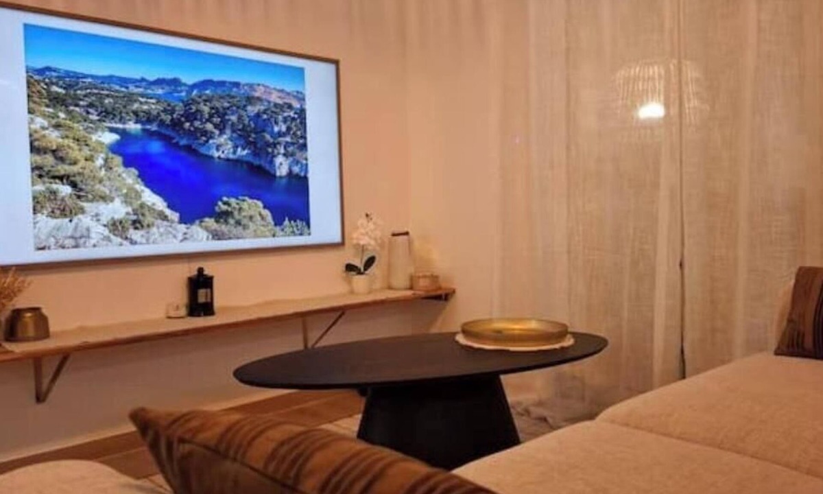 Villeneuve-Loubet Apartment | Bel Air Exclusive - Rooftop pool & sea view on the Côte d'Azur