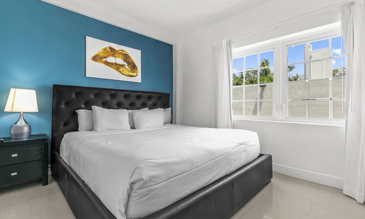 City Center Hotel | Belleza South Beach Double Deluxe Studio Sleeps 4