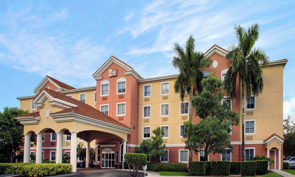 Doral Hotel | Best Western Plus Miami-Doral/Dolphin Mall