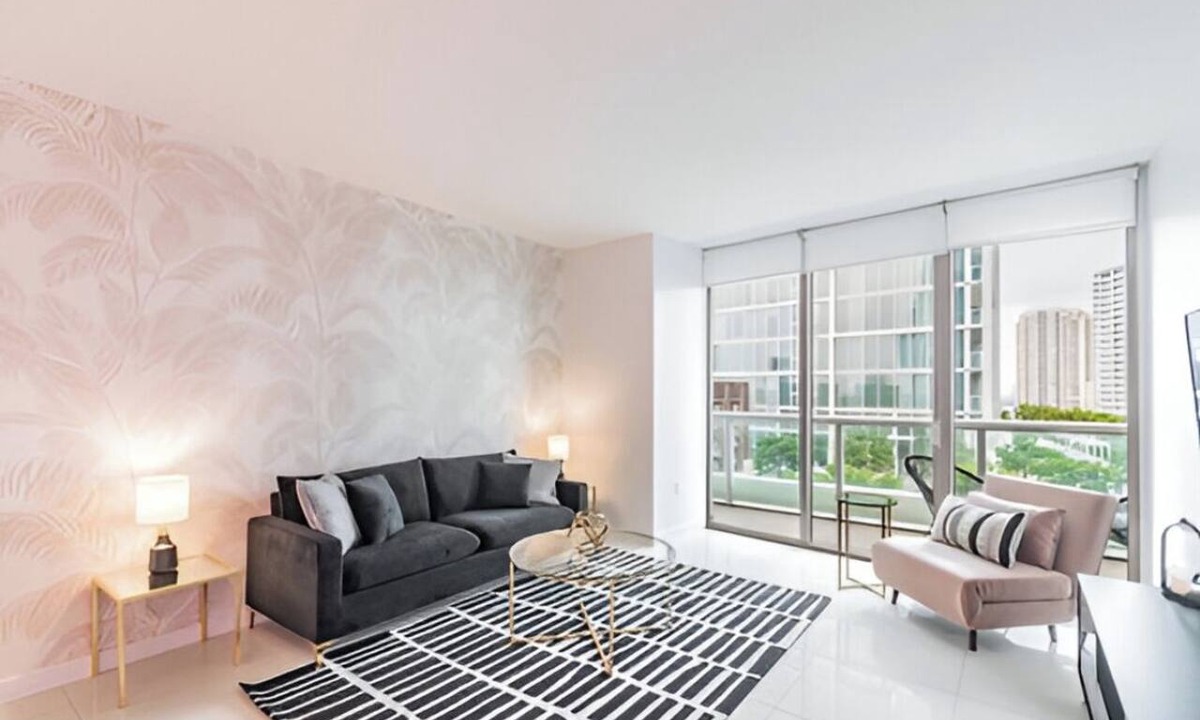 Downtown Miami Apartment | Brickell Avenue - City Centre Suites