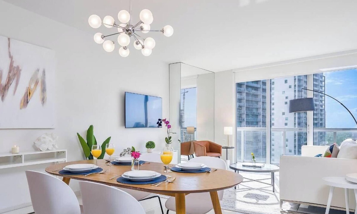 Downtown Miami Apartment | Brickell Open-Concept Suite | Dedicated Workspace
