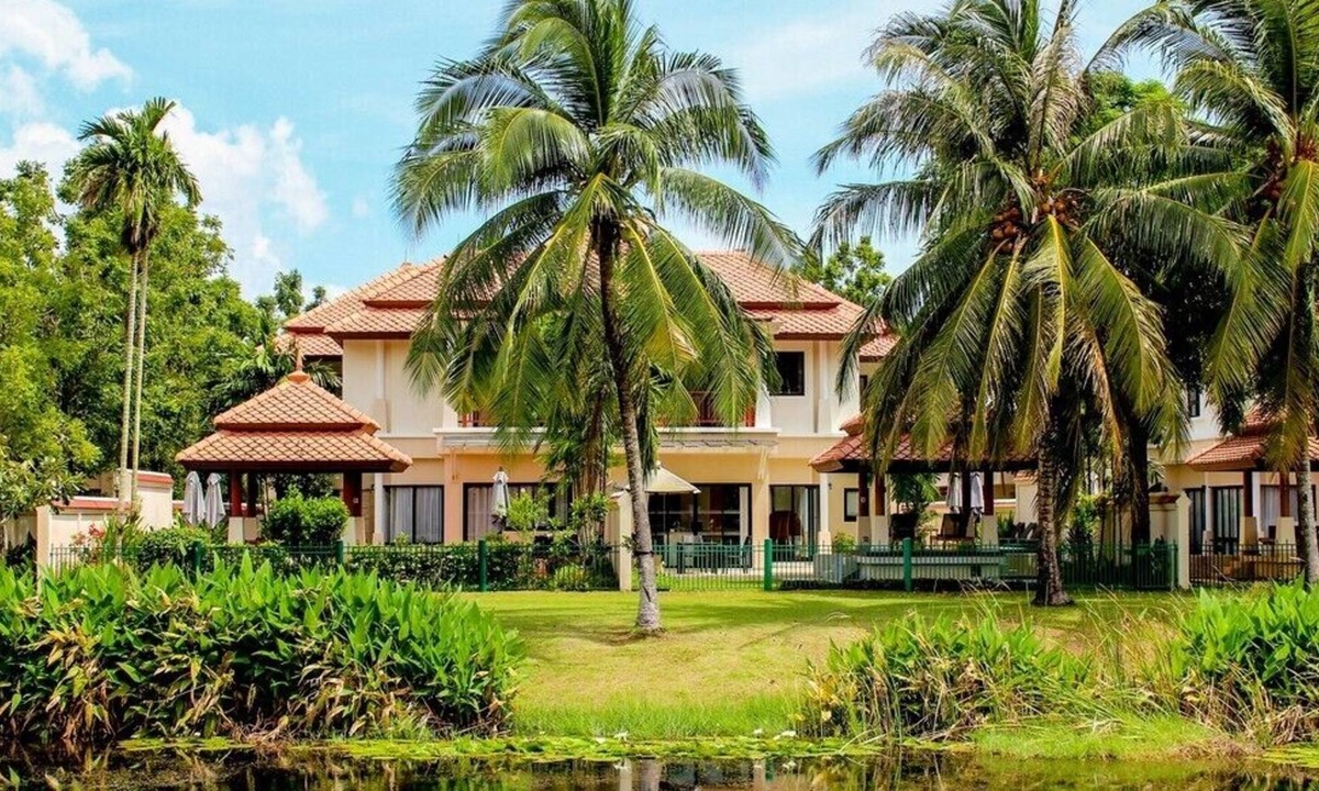 Choeng Thale Villa | Bursuai - Lake view family pool villa ne