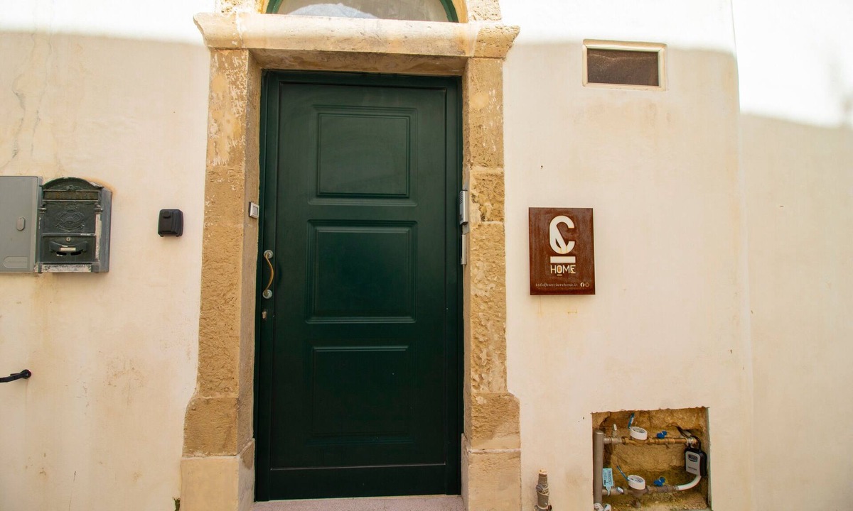 Otranto Historic Centre Apartment | C-Home Otranto – Design Apartment with Panoramic Terrace
