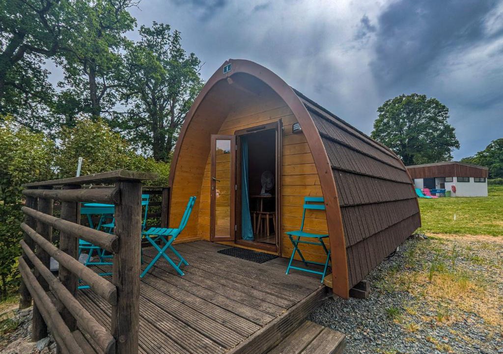 Pouligny-Notre-Dame House | Cabane forestière en Berry près d'une base nautique - FR-1-591-647