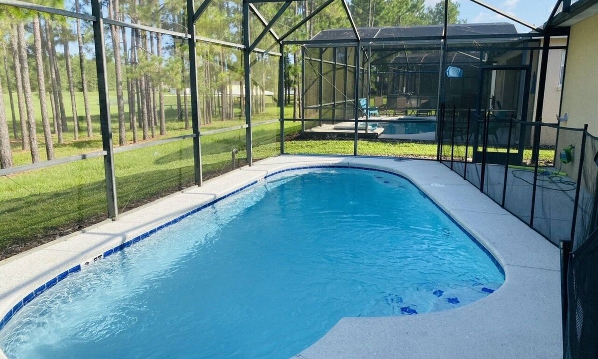 Calabay Parc House | Calabay parc , 4 bedroom, 3 bath home with pool and game room
