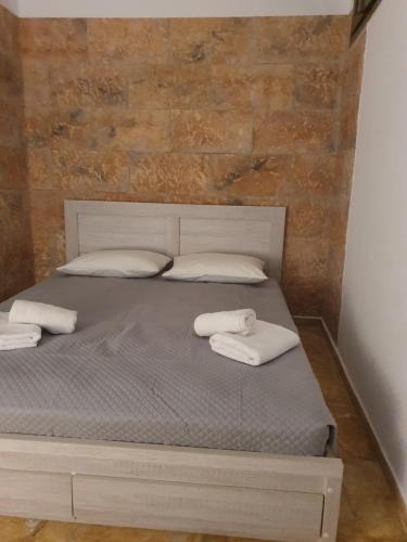 Ermoupoli Apartment | Callisto room 1
