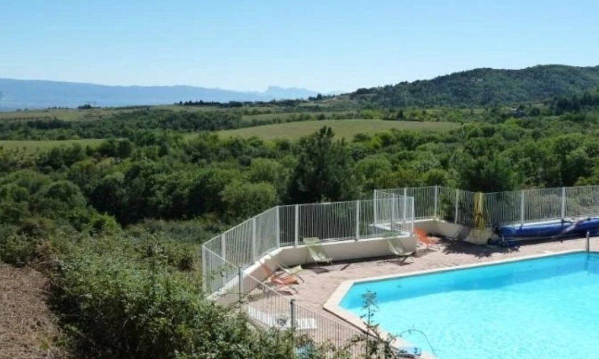 Plats House | Camping 3 étoiles - Piscine - ccbgbcc