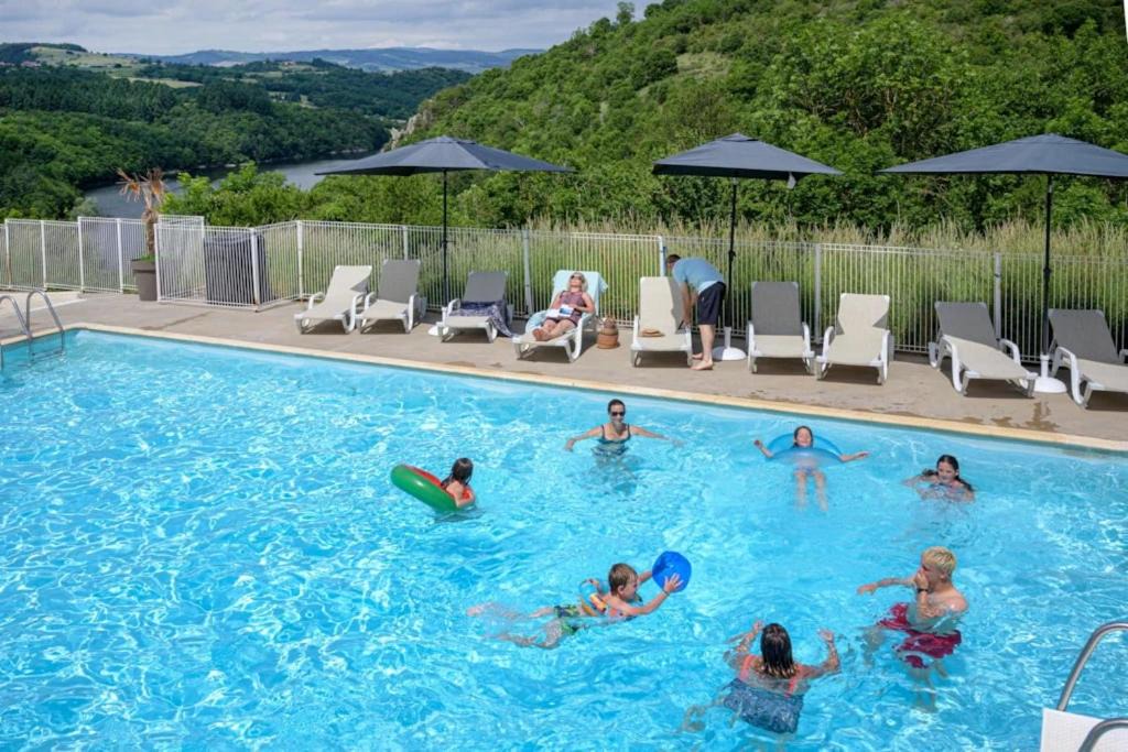 Cordelle Other | Camping 4 étoiles - Piscine - ccbgeag
