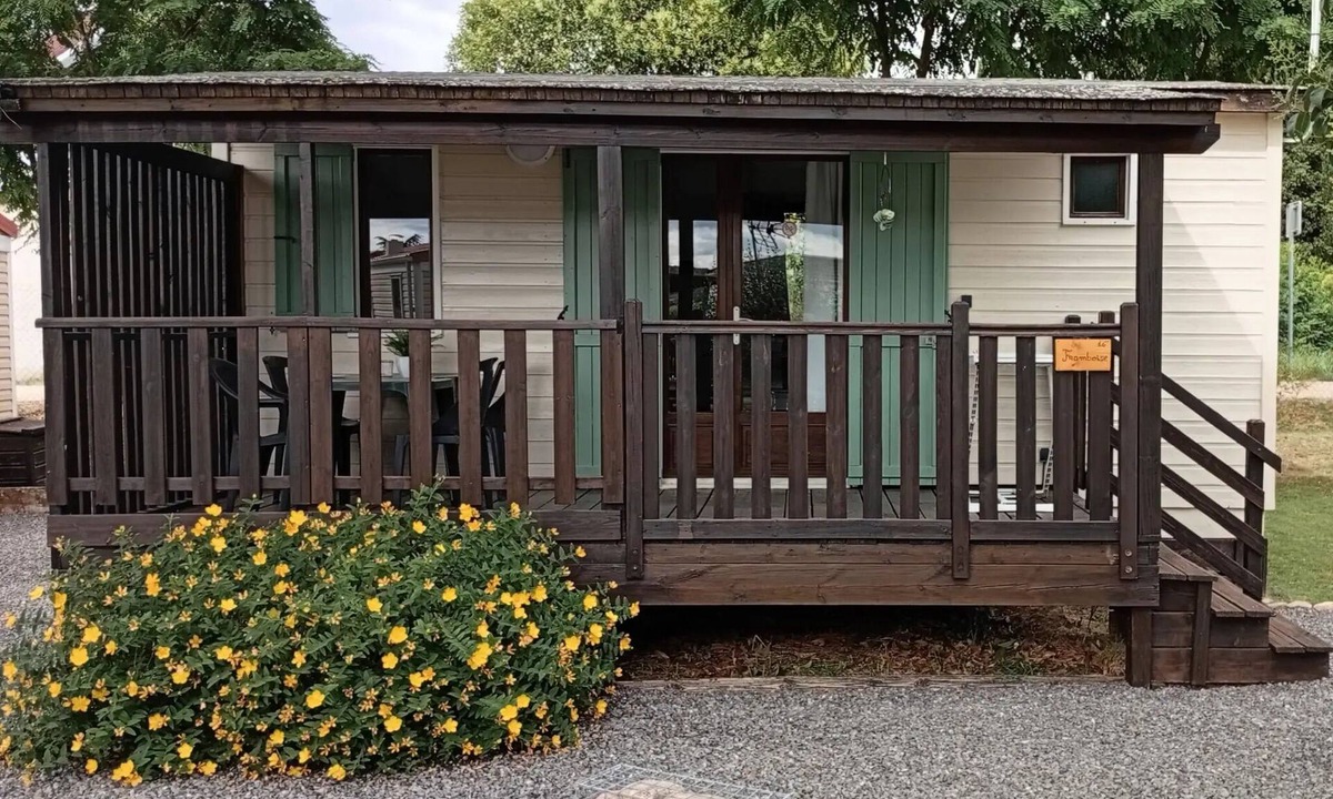 Massillargues-Attuech Ski Chalet | Camping l'Olivier * - Chalet Eco 2 bedrooms 4 people