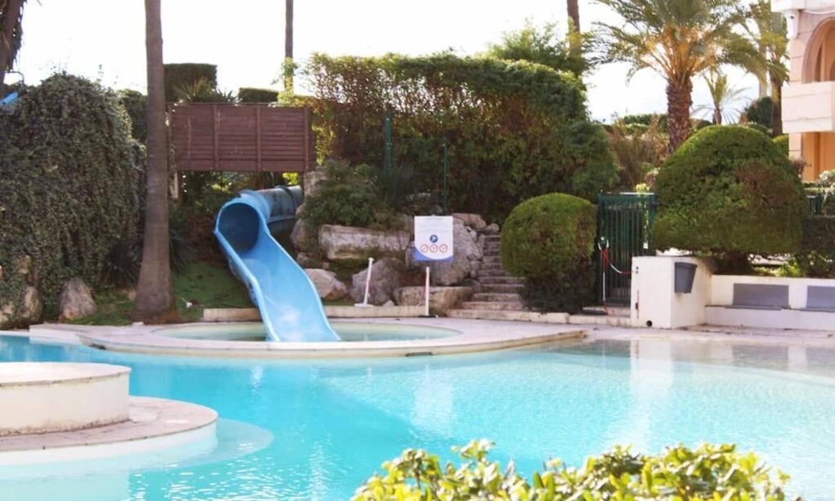 Cannes La Bocca House | CANNES NEW HOUSE, SWIMMING POOL access, 4 minutes walk from the beach SEASIDE