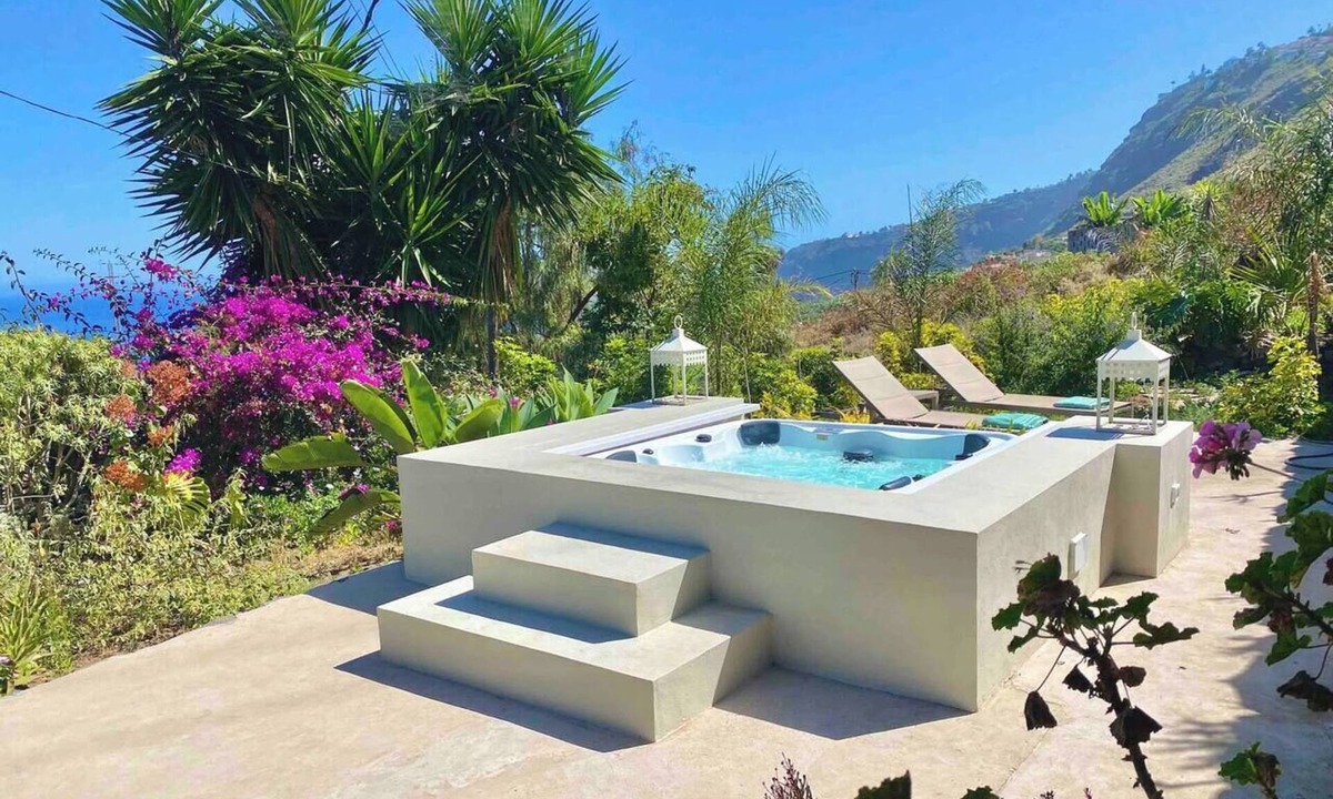 Chejilipes Ski Chalet | Casa Calma, private paradise,jacuzzi and sea view.