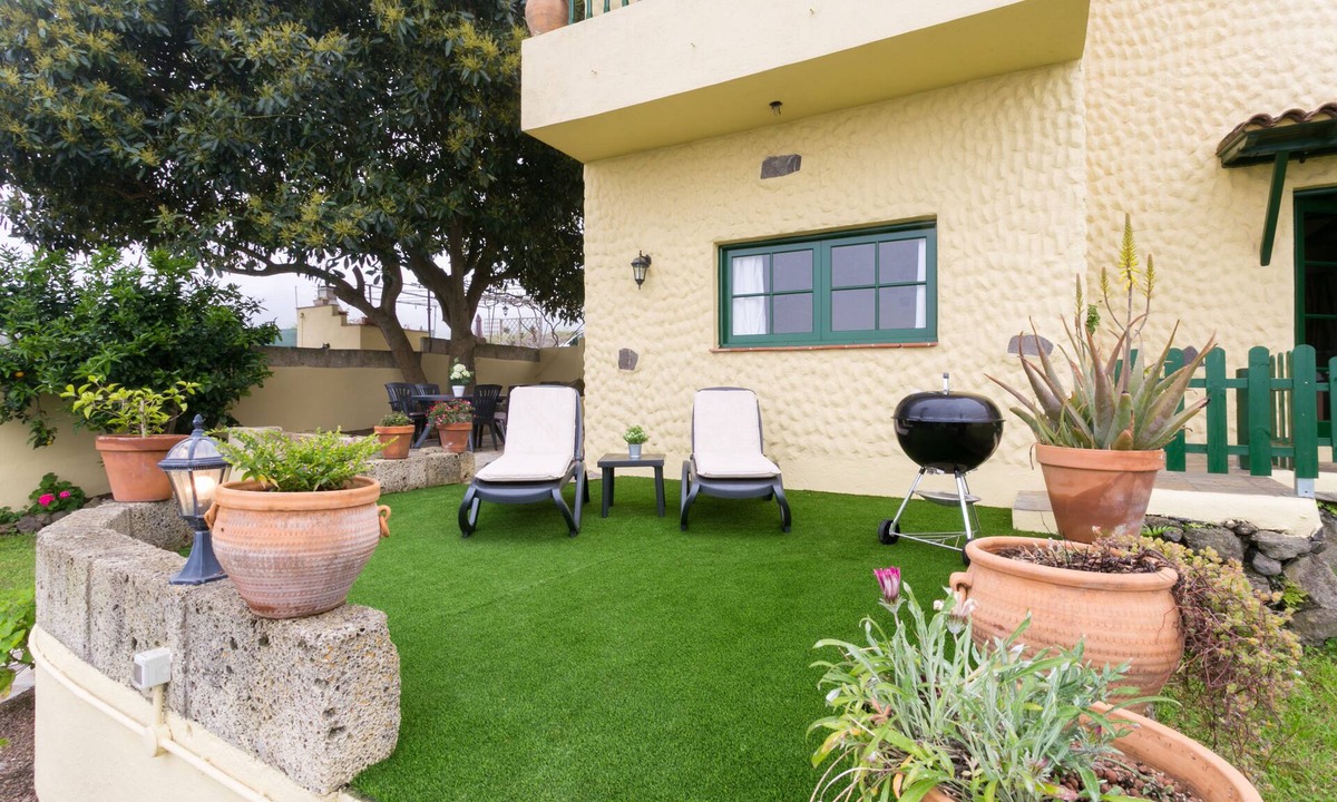 Los Realejos House | CASITA LAS UVAS SPECTACULAR RURAL FARMHOUSE WITH SEA VIEWS , SPA AND WIFI