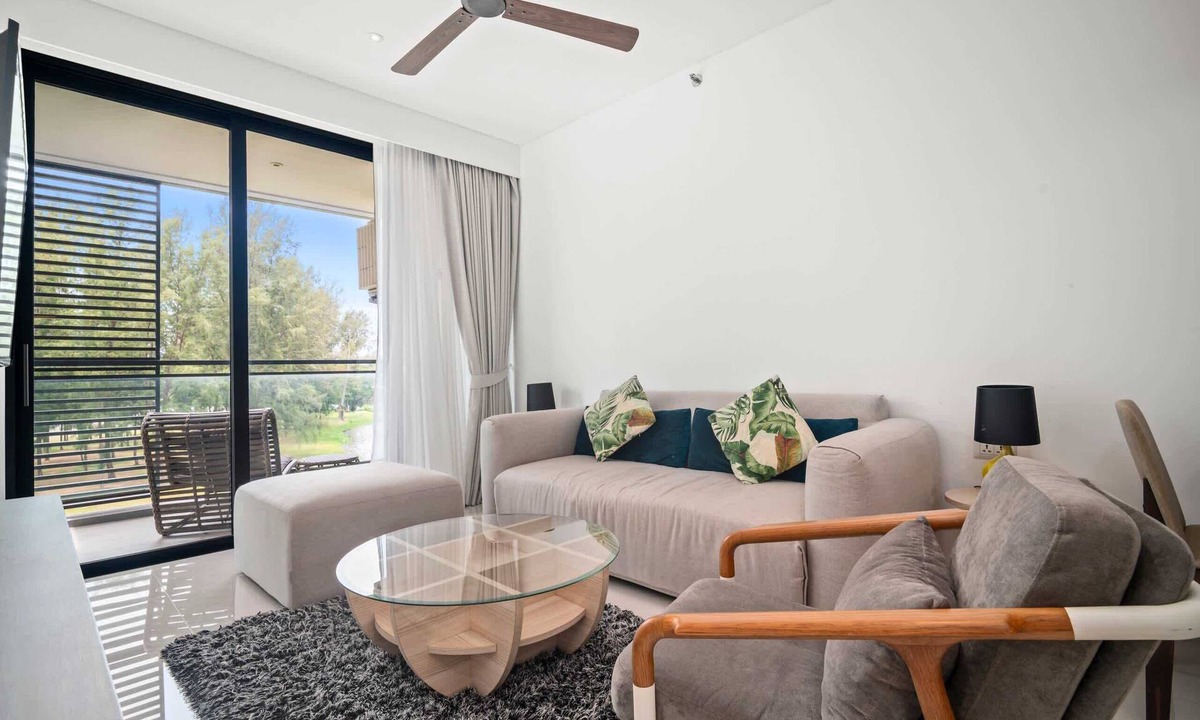 Bang Tao Condo | Cassia Residences 2, Two-Bedroom D Premium Lake