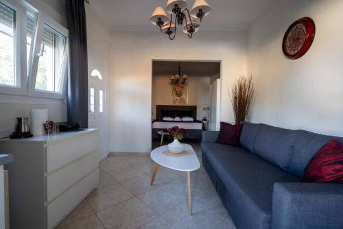 Stomio House | Catherine's Seaside House A