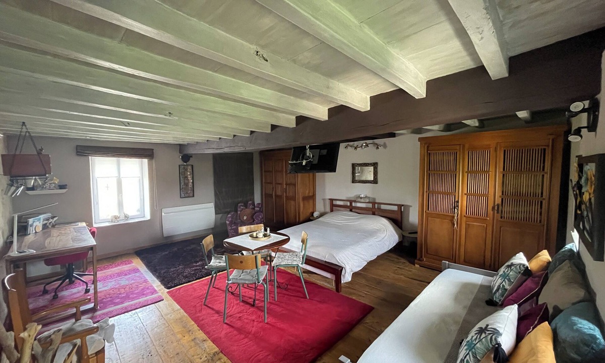 Sainte-Therence House | Central France: Large vacation home for 13 people Le Relais d'Antan *