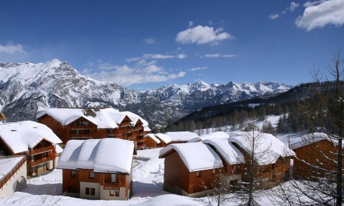Puy-Saint-Vincent House | CH18PAE - DUPLEX CHALET 2 BEDROOMS, TERRACE AND BALCONY