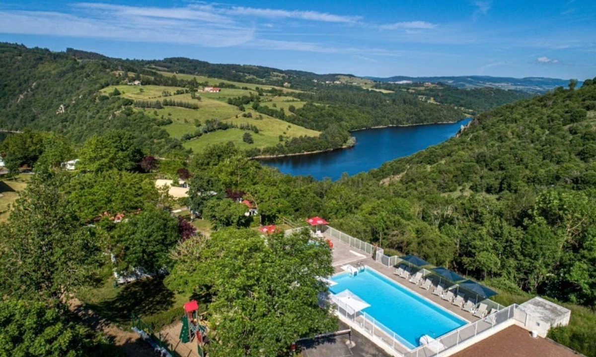 Cordelle Ski Chalet | Chalet 4 étoiles - Piscine - ccbgebc
