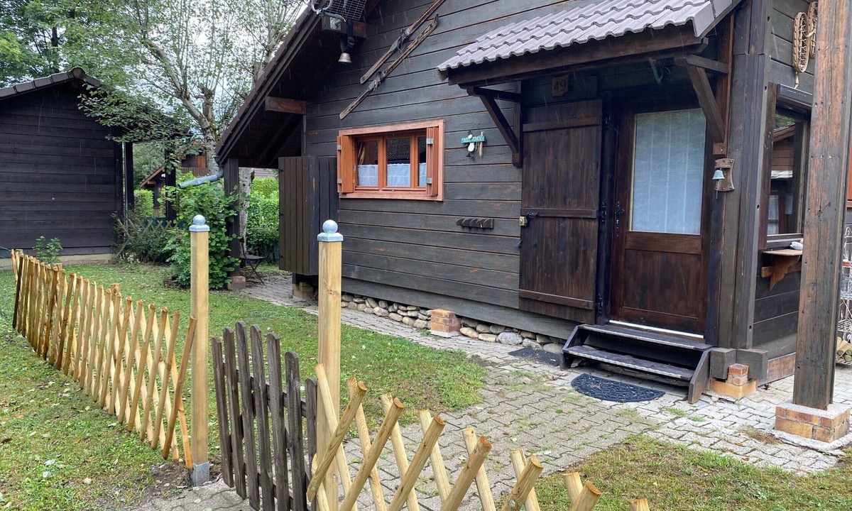 Verchaix Ski Chalet | Chalet “6p Comfort - La Tourmaline” with Mountain View, Private Terrace, and Wi-Fi