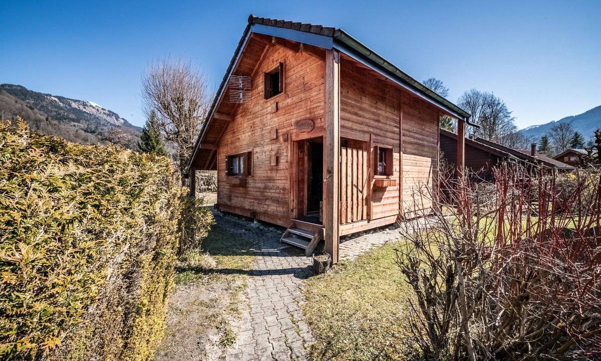 Verchaix Ski Chalet | Chalet "6p Simple - Patchy" with Mountain View, Private Terrace and Wi-Fi