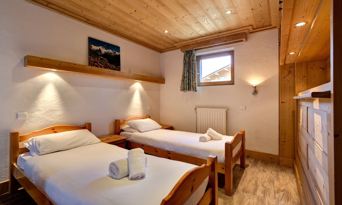 Meribel-Mottaret Ski Chalet | Chalet Andre - Meribel