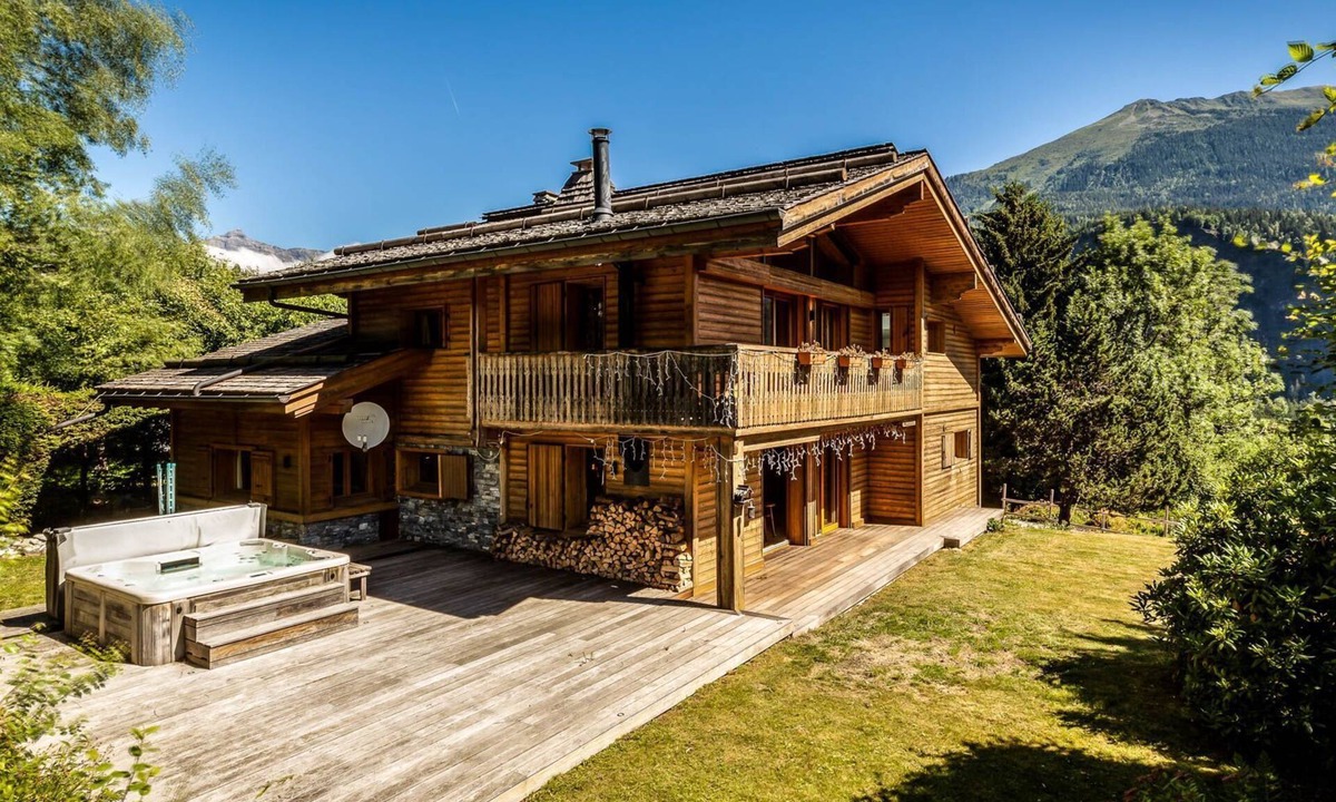 Les Houches Ski Chalet | Chalet Birdie - Elegant 6 bedroom chalet close to the slopes in Les Houches