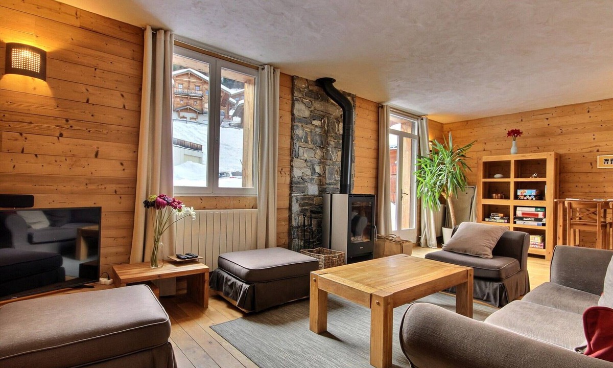 La Roche Ski Chalet | Chalet for 12 in La Plagne with sauna, jacuzzi and pets allowed