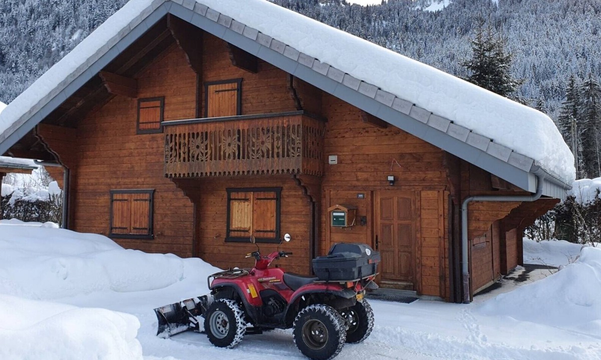 La Chapelle-d'Abondance Ski Chalet | Chalet 'Du Saix' with Mountain View, Balcony and Wi-Fi