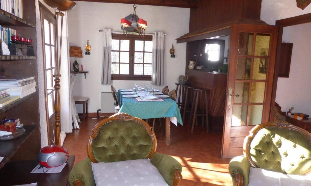 Les Contamines-Montjoie Ski Chalet | Chalet, Ground floor, fireplace or stove, parking, tv, ski locker, 120m², Les Contamines-Montjoie