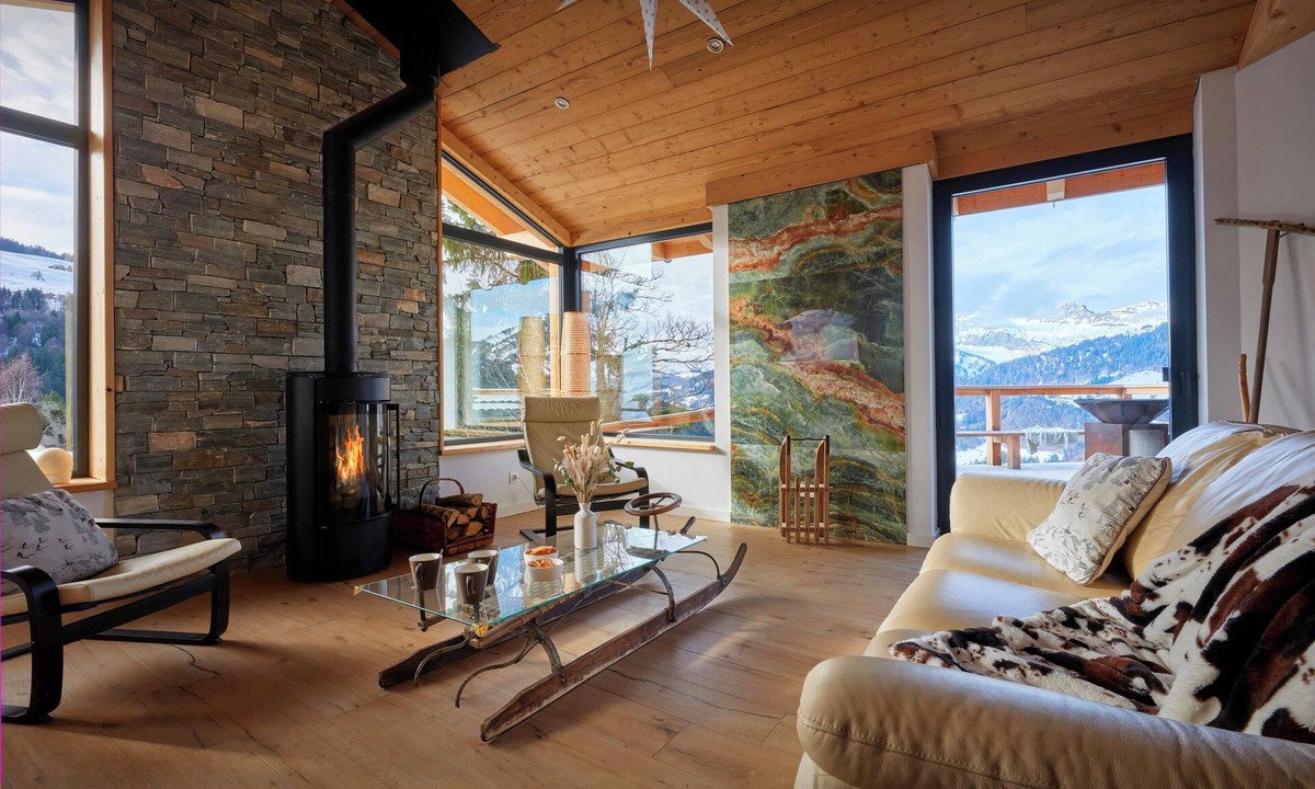 Notre-Dame-de-Bellecombe Ski Chalet | Chalet Panorea - Enjoy views of the Aravis mountains - OVO Network