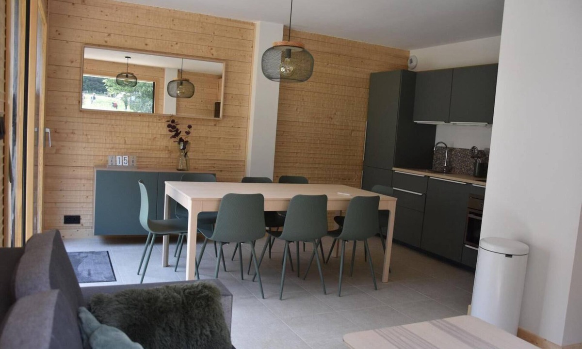 Pralognan-la-Vanoise Ski Chalet | Chalet, Ground floor, terrace, parking, tv, ski locker, 85m², Pralognan-la-Vanoise