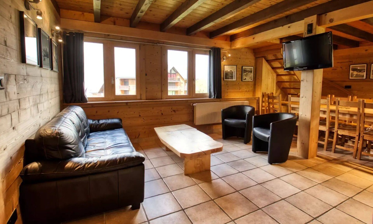 Les Esserts Ski Chalet | Chalet Poya - Nice chalet on the slopes, quiet and well equipped!