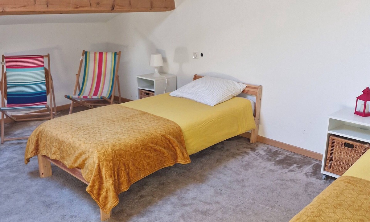 Montfrin Bed & Breakfast | Chambre d'hôtes N6 at Relais de Bellemaison