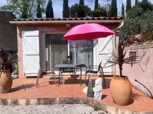 Seillons-Source-d'Argens House | Chambre Indépendante sur terrain avec piscine