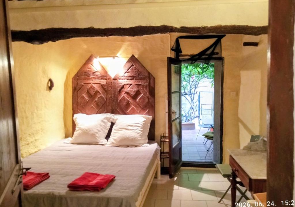 Flayosc Bed & Breakfast | Chambre privée avec terrasse