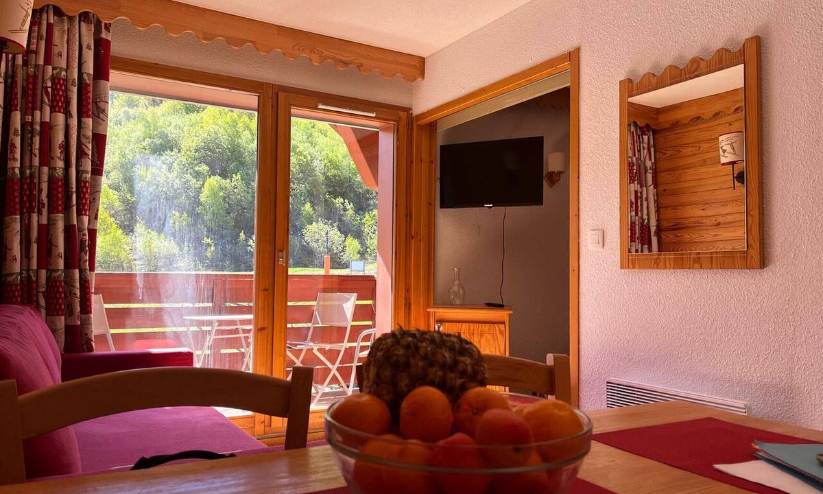 Saint-Francois-Longchamp Apartment | Charming apartment, balcony, 6 guests - At the foot of slopes