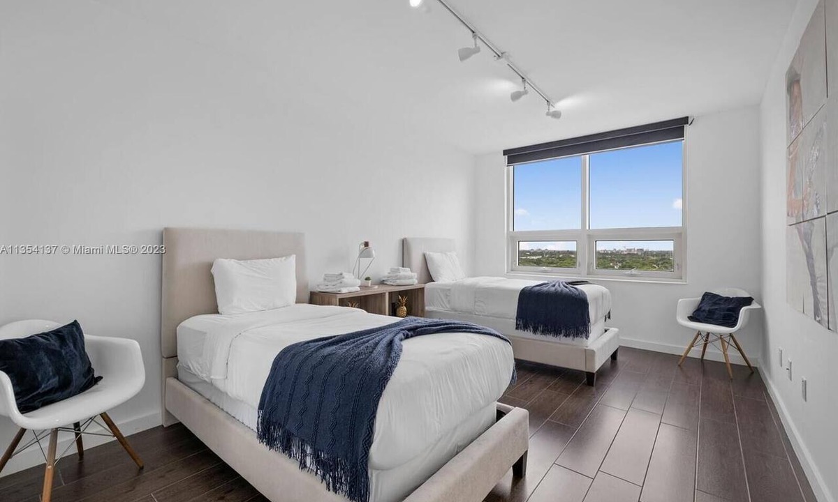 Midtown Condo | Charming 2-bedroom condo Fabulous MIDTOWN Miami GETAWAY w/Parking, pool, gym