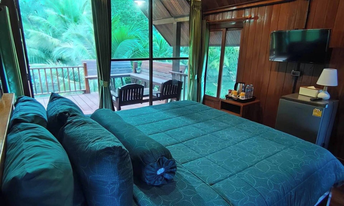 Ao Luek House | Charming Ao Luek Tai Retreat with Breathtaking Views