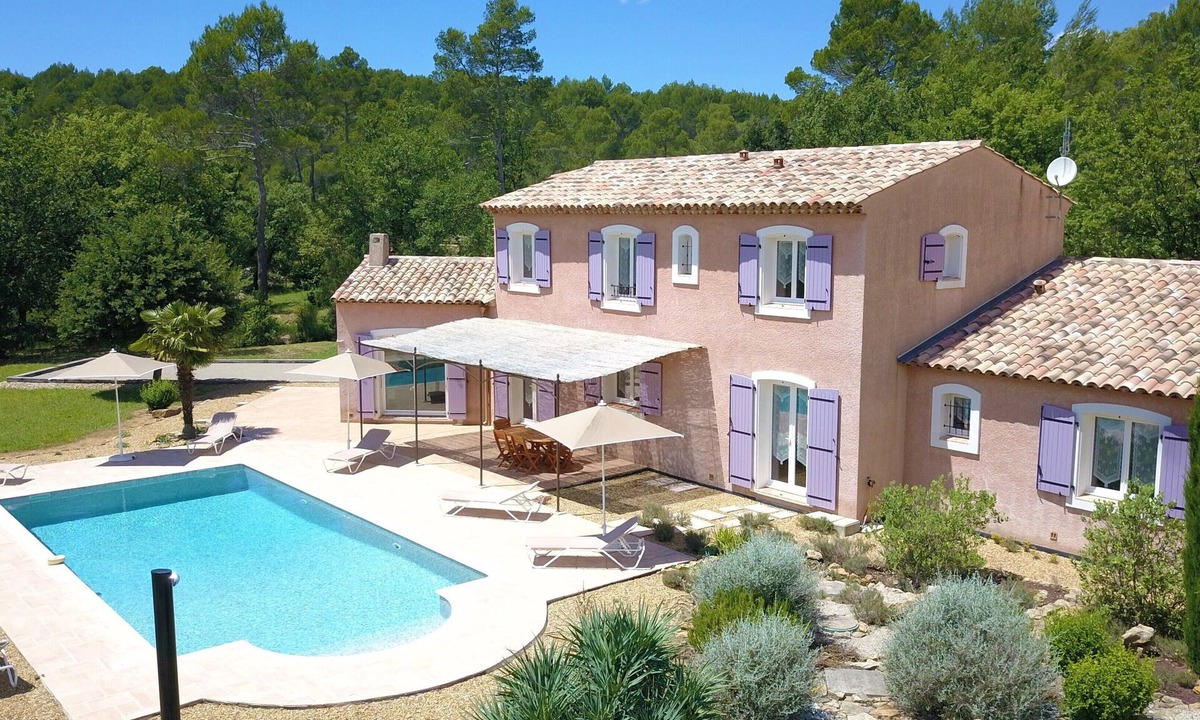 Flayosc Villa | Charming Provencal villa with heated pool-among luxury, calm and nature 🌞