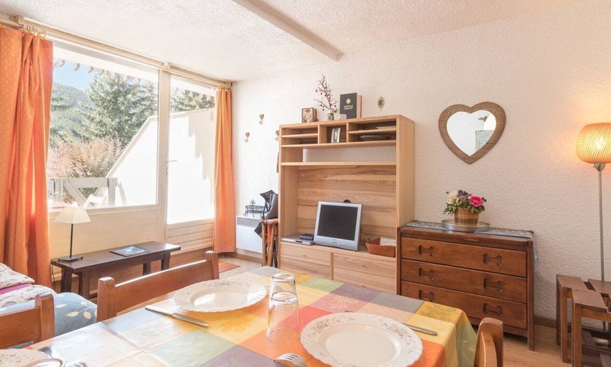 Chantemerle Apartment | Charming Studio for 4 in Serre-Chevalier, Terrace & Free Parking