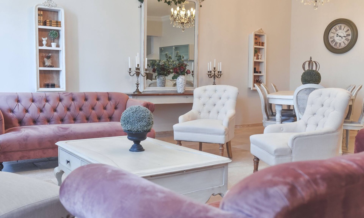 Ruoms Apartment | Château de Chaussy - Village de Gîtes - Located in the heart of Ruoms